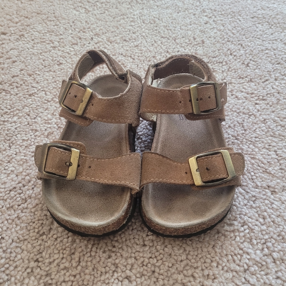 Brown sandles